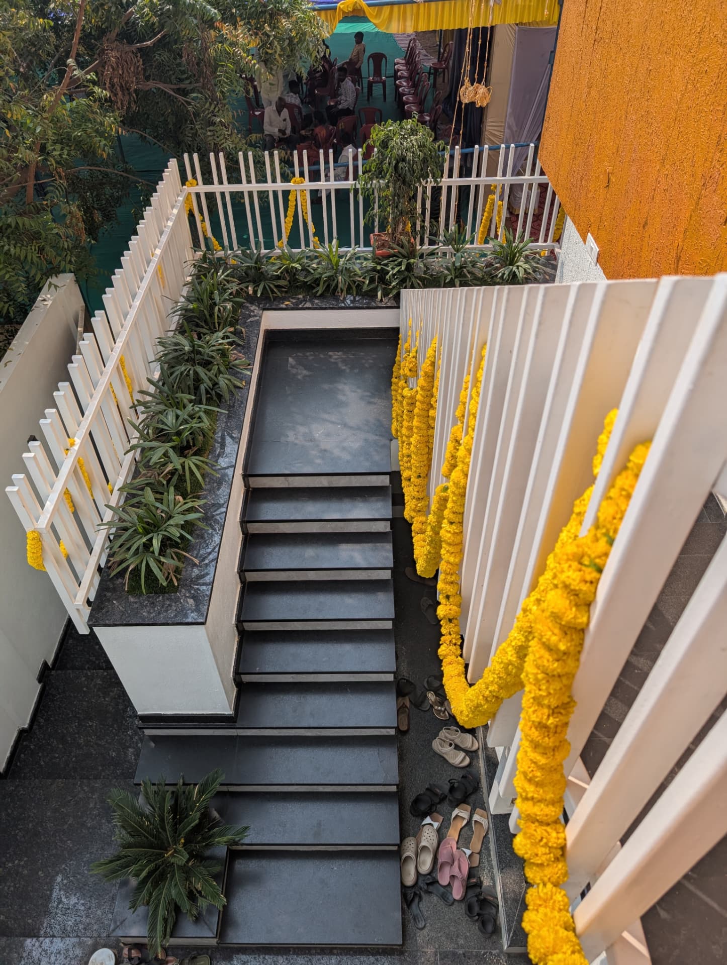 Mr. Vijay Prakash's Residence — Entry court & planting