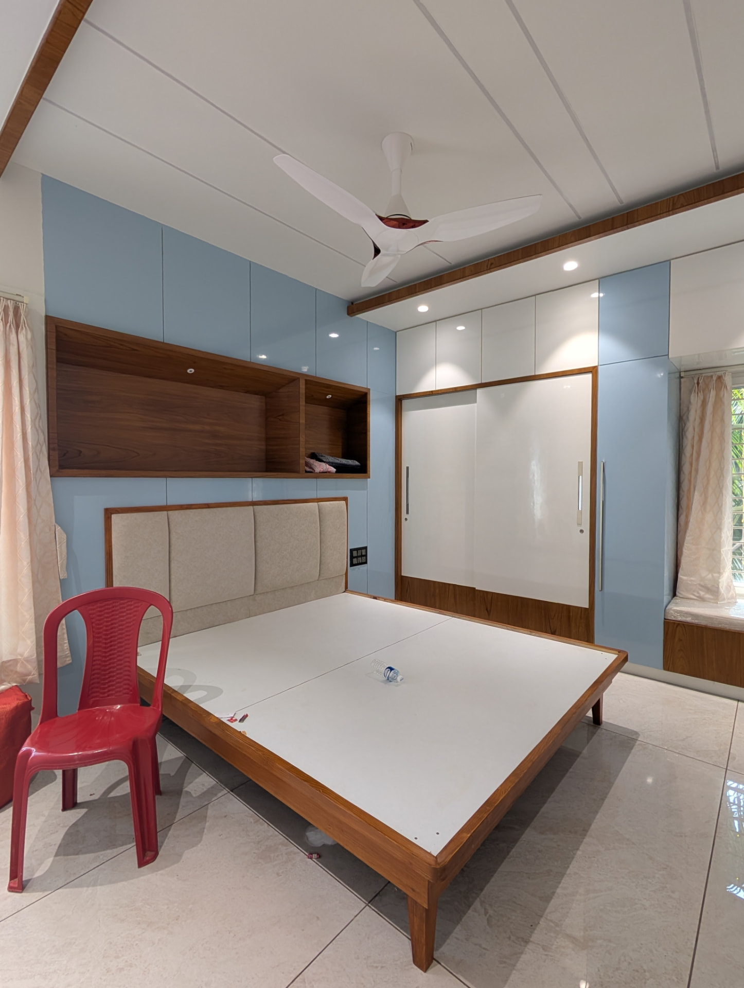 Mr. Vijay Prakash's Residence — Bedroom with bespoke joinery